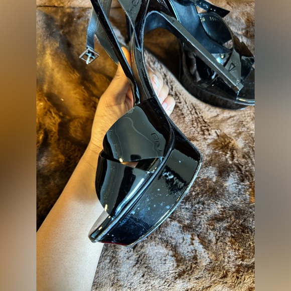 Size 41.5 Saint Laurent, black patent leather - Picture 4 of 4